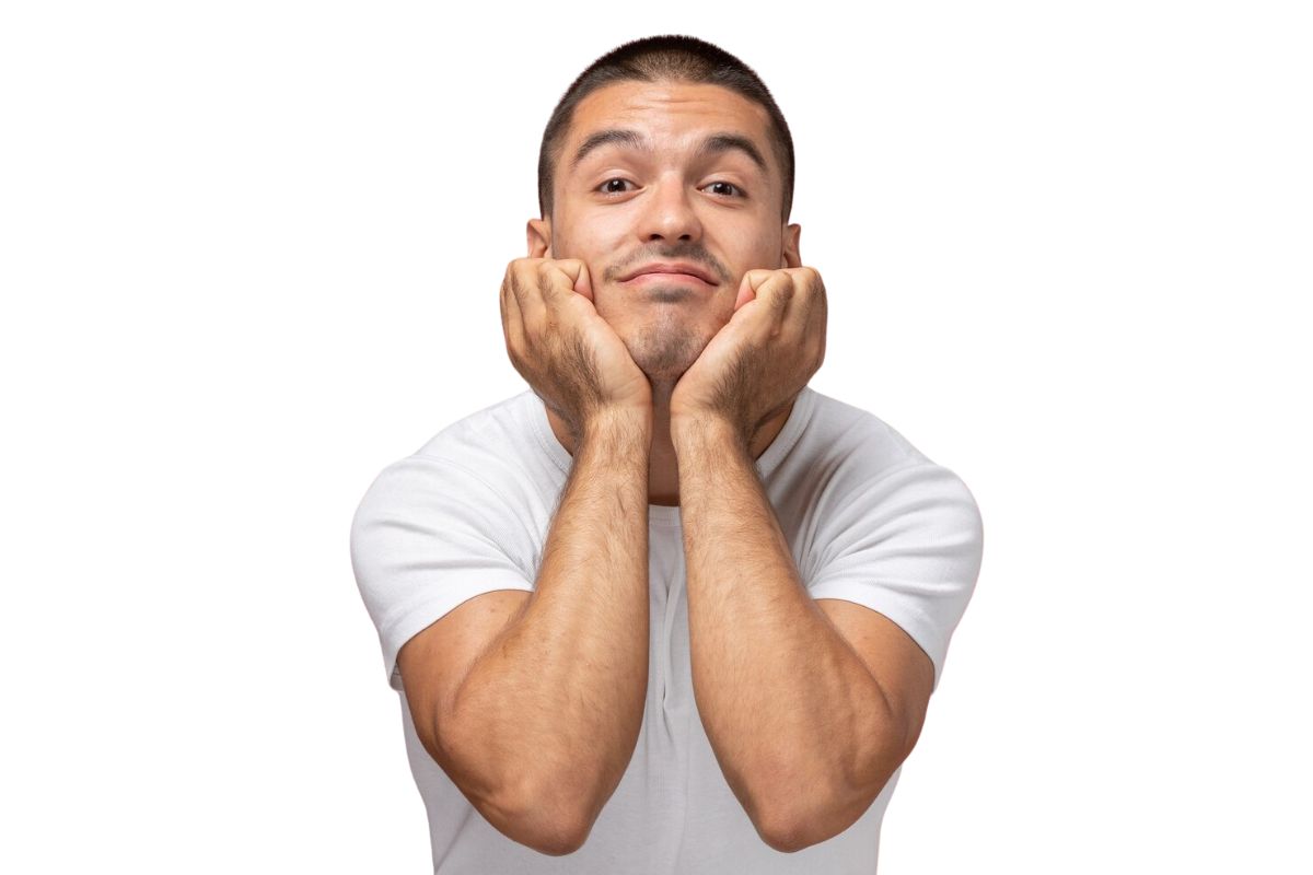 Pria tampak ingin tahu