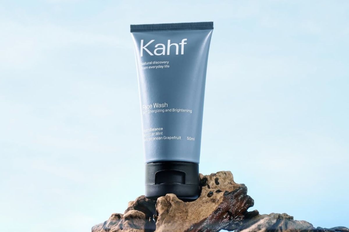 KAHF Skin Energizing & Brightening Face Wash